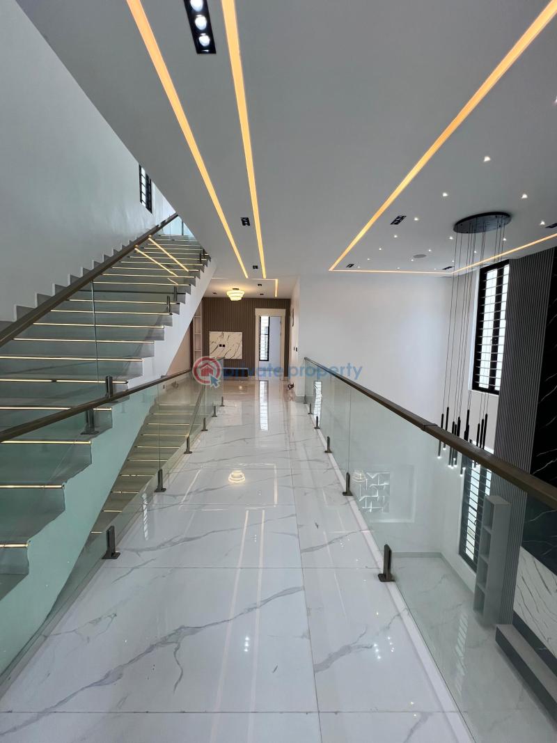 5 bedroom Detached Duplex For Sale Chevron Drive Lekki Lagos - 3