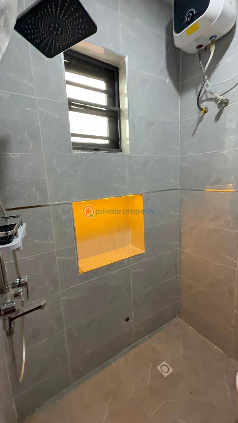 2 bedroom House For Sale Surulere Lagos - 14