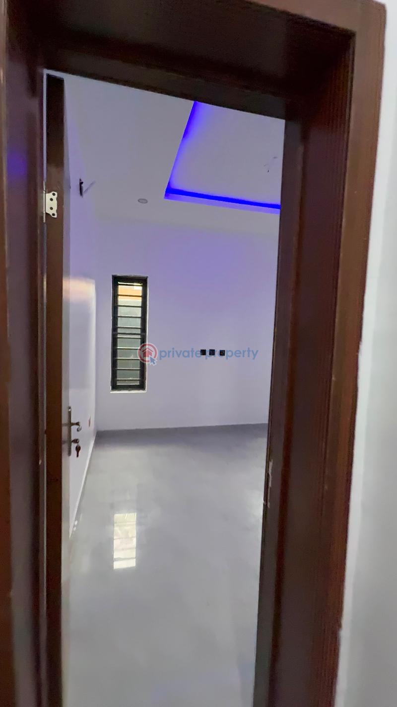 2 bedroom House For Sale Surulere Lagos - 8