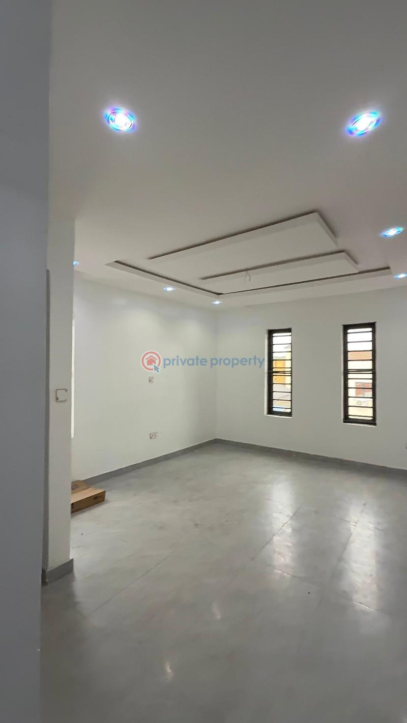 2 bedroom House For Sale Surulere Lagos - 13