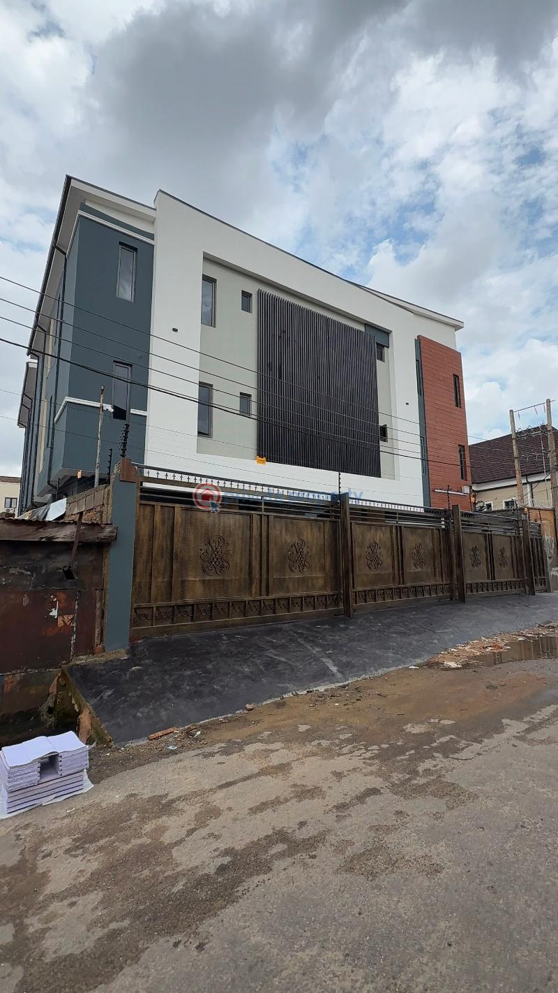 2 bedroom House For Sale Surulere Lagos - 0