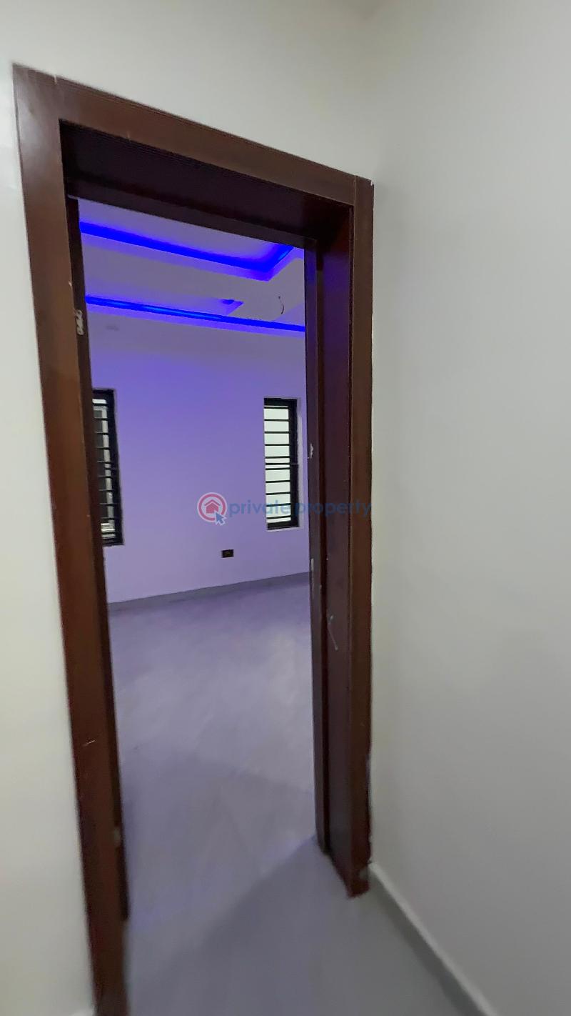 2 bedroom House For Sale Surulere Lagos - 12