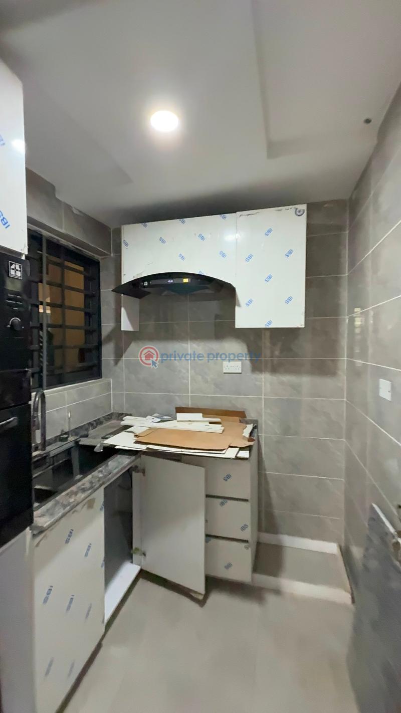 2 bedroom House For Sale Surulere Lagos - 17
