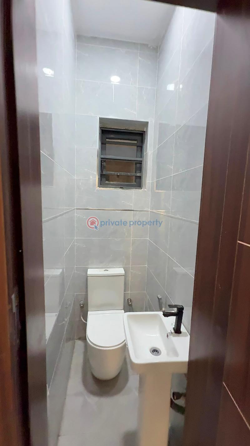 2 bedroom House For Sale Surulere Lagos - 4