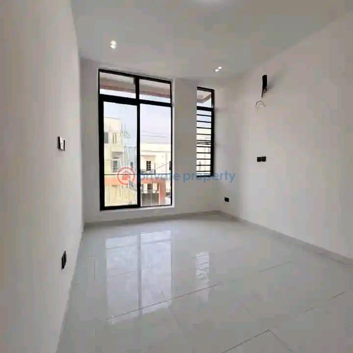2 bedroom Block Of Flats For Sale Ologolo Lekki Lagos - 2
