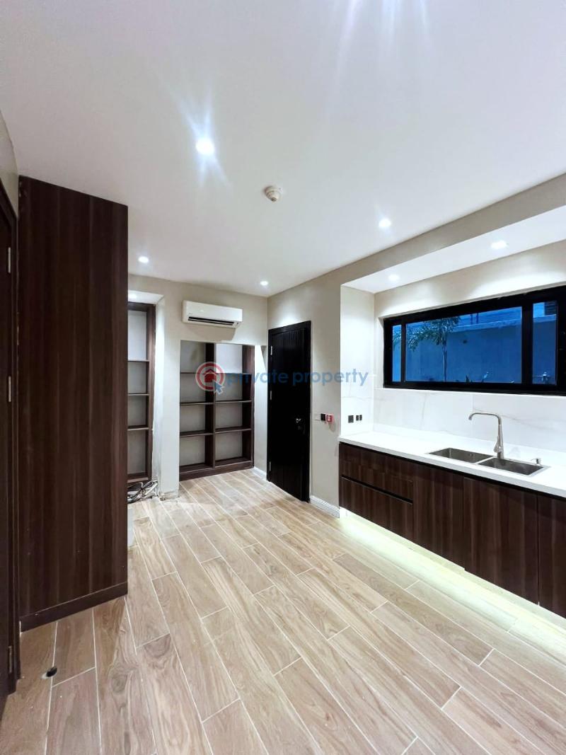 4 bedroom Terraced Duplex For Sale Old Ikoyi Lagos - 5