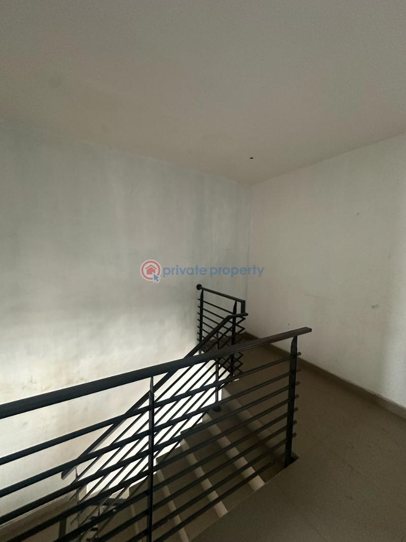 Stylish 4-bedroom terrace with bq - 7 4 bedroom Terrace For Sale Lekki Phase 1 Lagos - 7