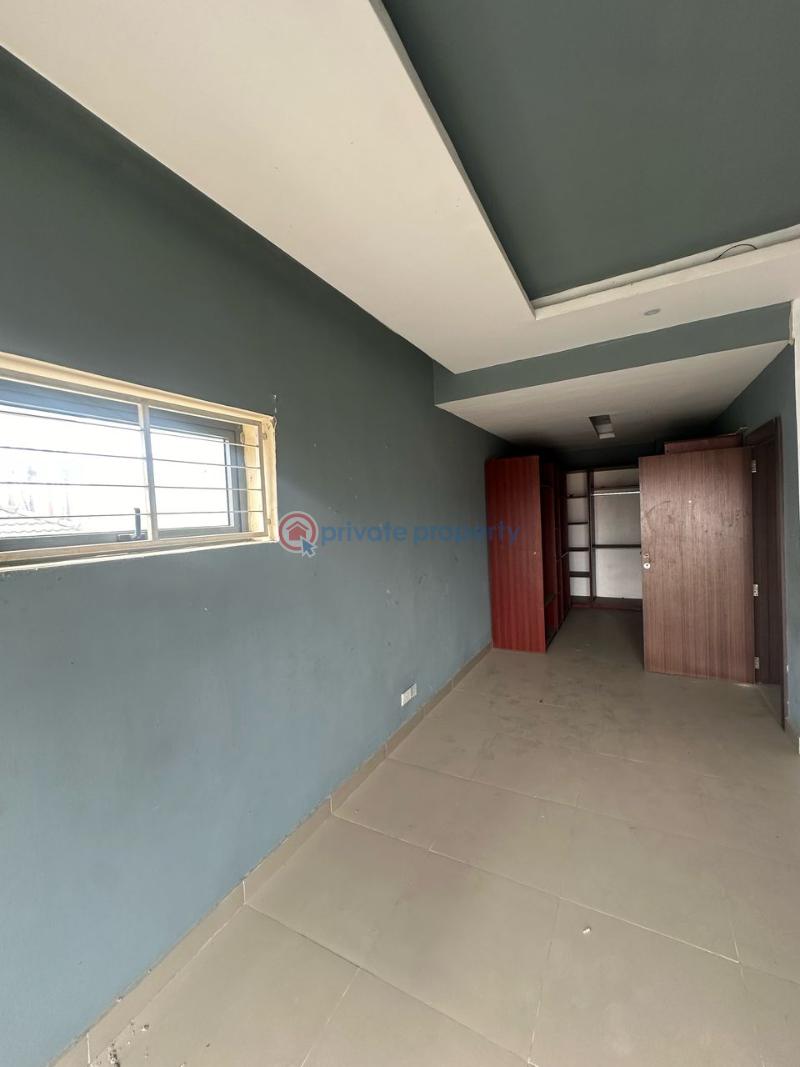 Stylish 4-bedroom terrace with bq - 9 4 bedroom Terrace For Sale Lekki Phase 1 Lagos - 9