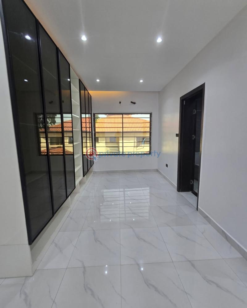 3 bedroom Self Contain For Sale Lekki Phase 1 Lagos - 0