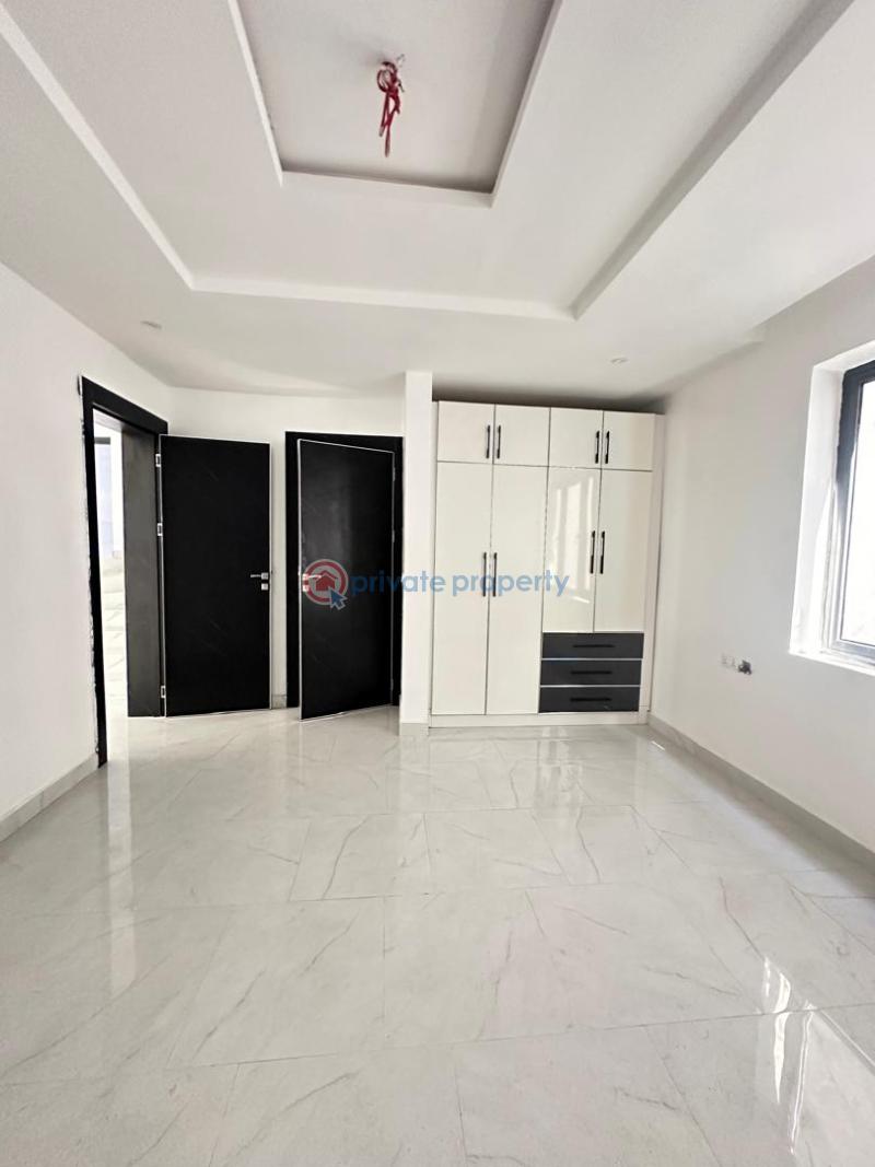 4 bedroom Duplex For Sale Chevron Lekki Phase 2 Lagos - 13