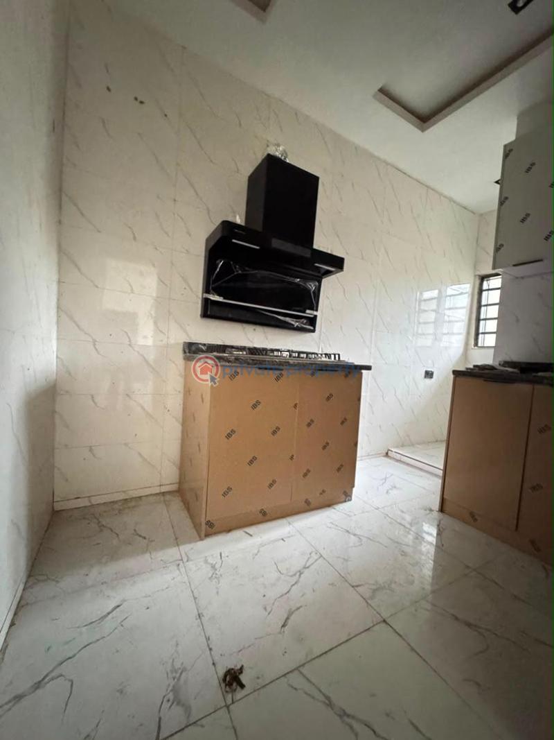 2 bedroom Block Of Flats For Sale Yaba Lagos - 7