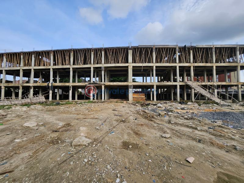 Mall/Complex/Plaza For Sale Opposite Mandela Car Wash, Tombia Junction New GRA Port Harcourt Rivers - 4