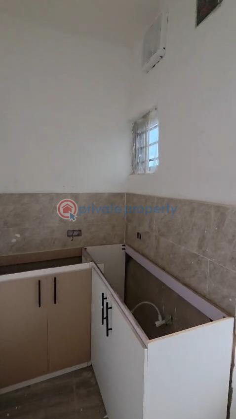1 bedroom Mini Flat For Rent Iwaya Yaba Lagos - 9