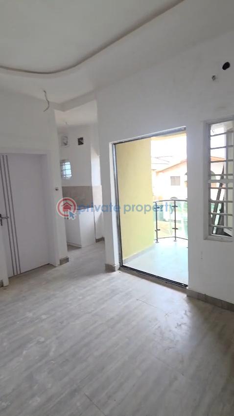1 bedroom Mini Flat For Rent Iwaya Yaba Lagos - 4