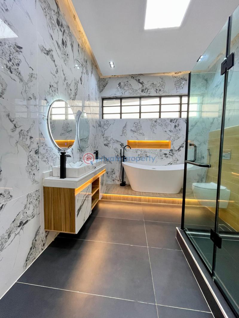 5 bedroom Detached Duplex For Sale Osapa Lekki Lagos - 17