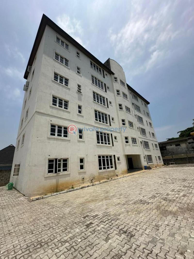 3 bedroom Block Of Flats For Sale Yaba, Lagos. Yaba Lagos - 3