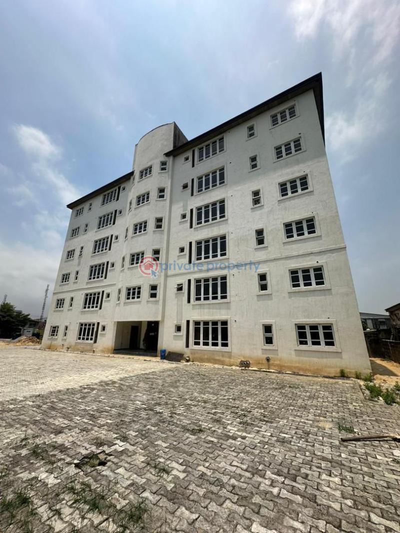 3 bedroom Block Of Flats For Sale Yaba, Lagos. Yaba Lagos - 2