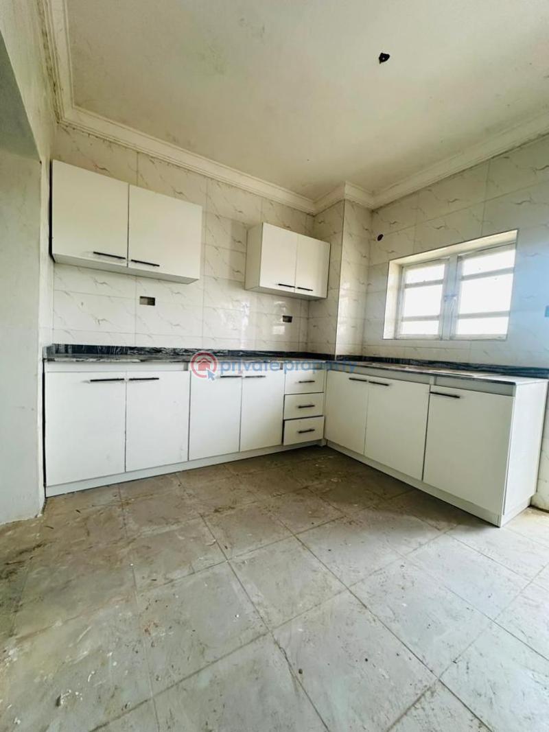 3 bedroom Block Of Flats For Sale Yaba, Lagos. Yaba Lagos - 6