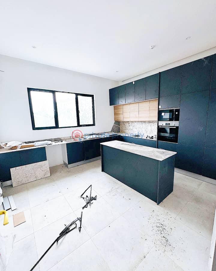 Super luxury 4 bedroom terrace duplex with private rooftop - 4 4 bedroom Terraced Duplex For Sale Old Ikoyi Lagos - 4