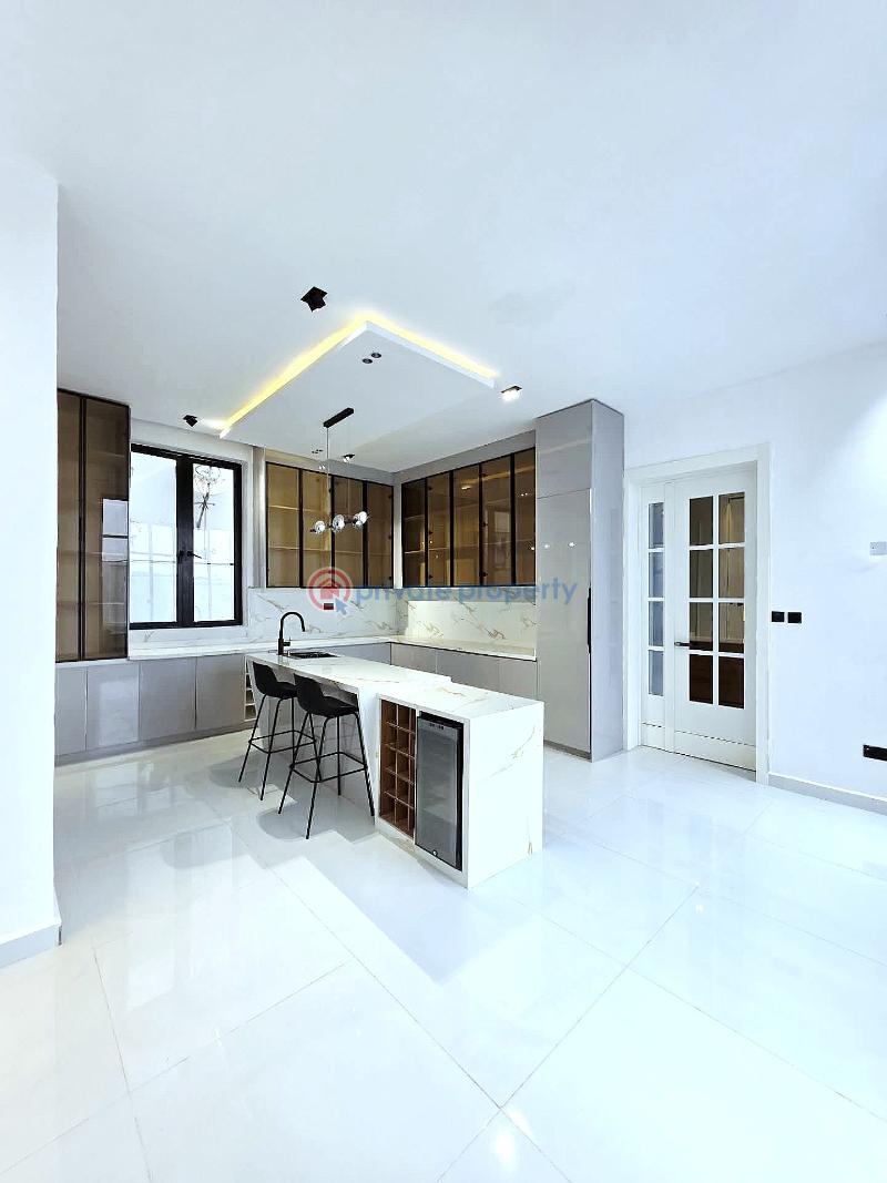 5 bedroom Detached Duplex For Sale Chevron Drive Lekki Lagos - 7
