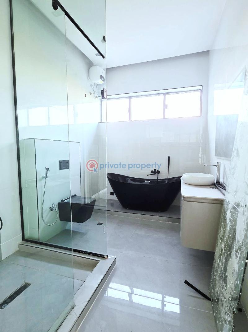 5 bedroom Detached Duplex For Sale Chevron Drive Lekki Lagos - 19
