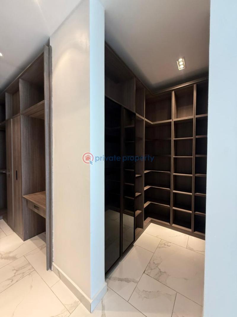 5 bedroom Shared Apartment For Rent Banana Island Ikoyi Lagos - 9