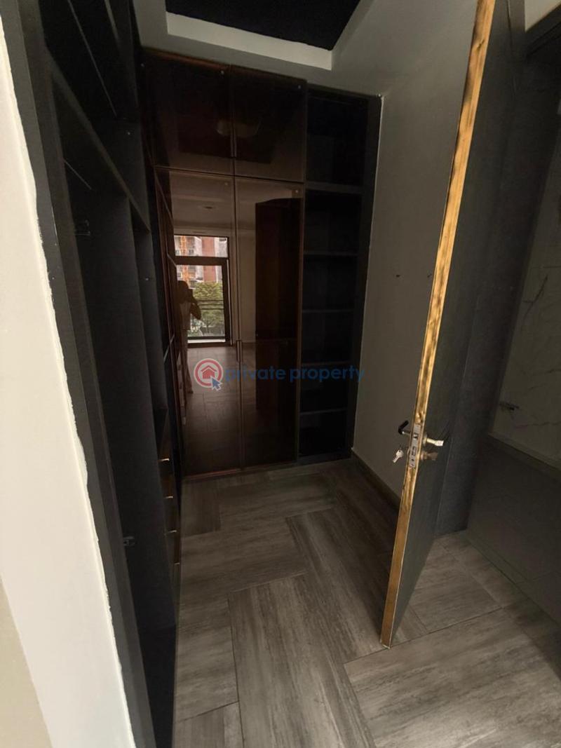 5 bedroom Shared Apartment For Rent Banana Island Ikoyi Lagos - 23