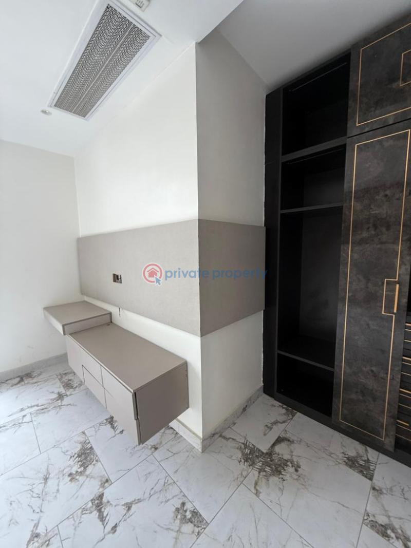 5 bedroom Shared Apartment For Rent Banana Island Ikoyi Lagos - 16