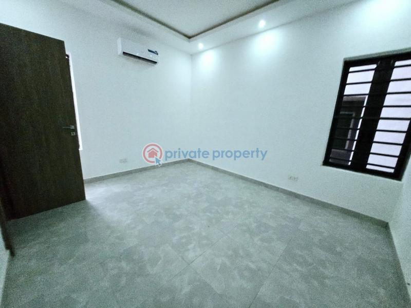 3 bedroom Flat & Apartment For Sale Lekki Right Lekki Phase 1 Lagos - 8