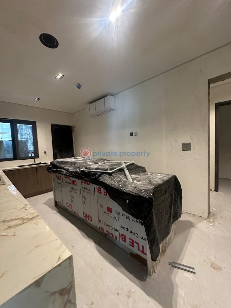 4 bedroom Shared Apartment For Sale Banana Island Ikoyi Lagos - 5