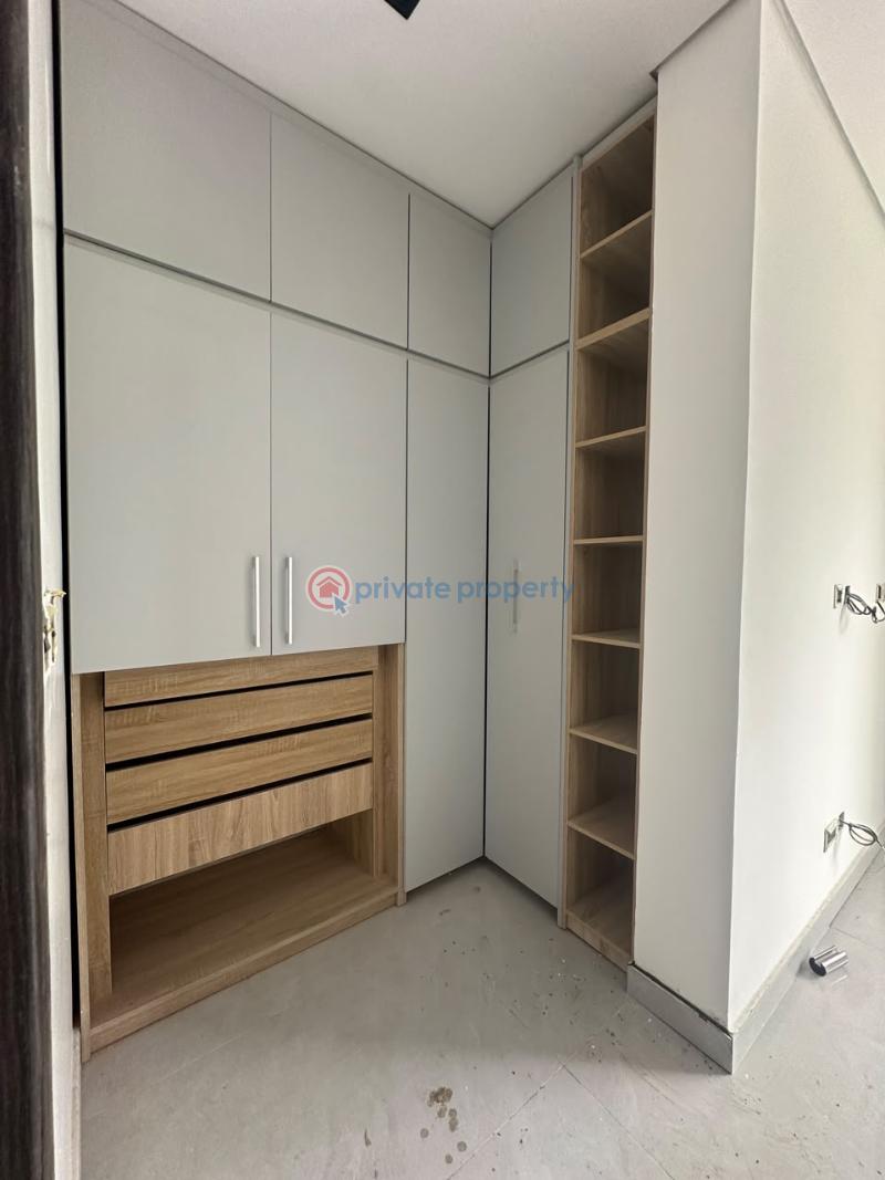 4 bedroom Shared Apartment For Sale Banana Island Ikoyi Lagos - 21