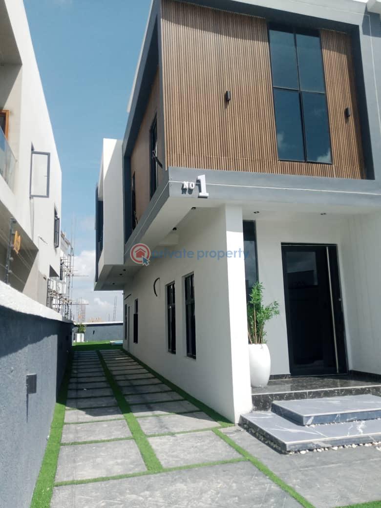 Super smart 5 bedroom detached duplex with olympic  size of swimming pool for sale - 2 5 bedroom Duplex For Sale Ajah Lagos - 2