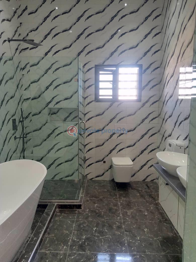 Super smart 5 bedroom detached duplex with olympic  size of swimming pool for sale - 8 5 bedroom Duplex For Sale Ajah Lagos - 8