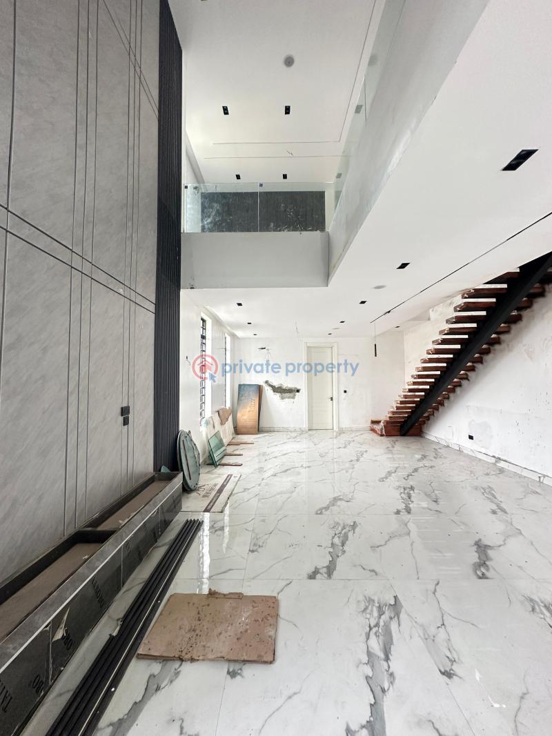 5 bedroom Detached Duplex For Sale Off Chris Madueke Lekki Phase 1 Lagos - 1