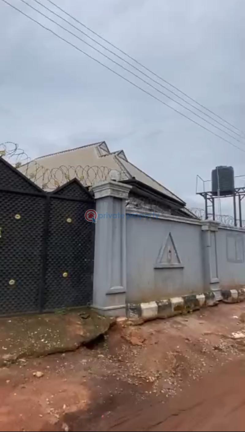 Bungalow For Sale Okhun Community, Opposite 7up Bottling Company, Benin Lagos Road. Very Close To The Road.* Benin Edo - 2