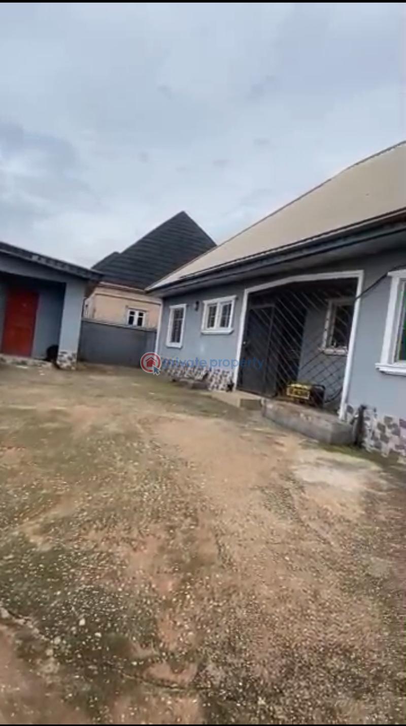 Bungalow For Sale Okhun Community, Opposite 7up Bottling Company, Benin Lagos Road. Very Close To The Road.* Benin Edo - 0