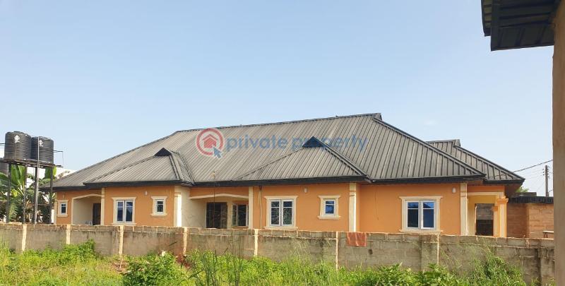 Block Of Flats For Sale Peanut/evbuomoma, Closer To By Pass Benin Edo