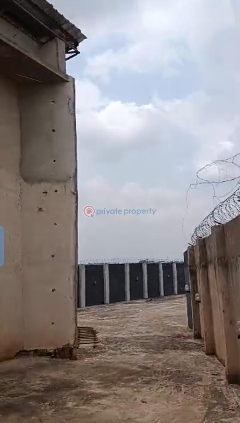 Event Hall For Sale Before Egba Junction, Off The Express Road* Benin Edo - 5
