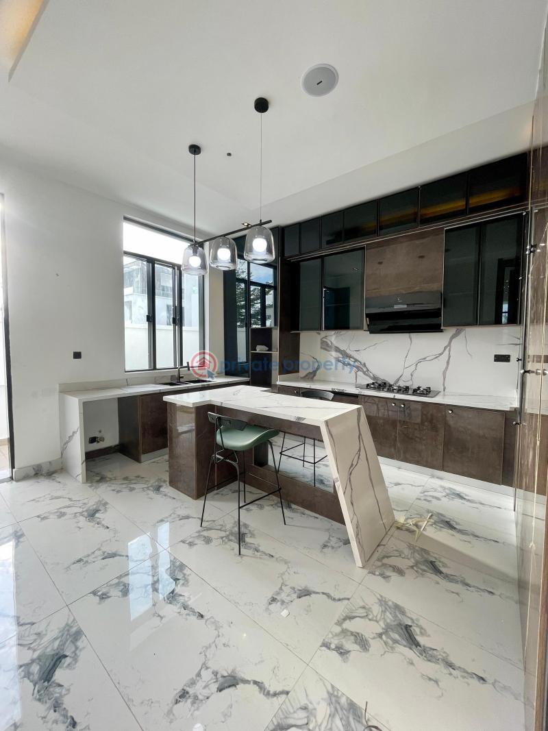 6 bedroom Detached Duplex For Sale Estate Osapa Lekki Lagos - 5