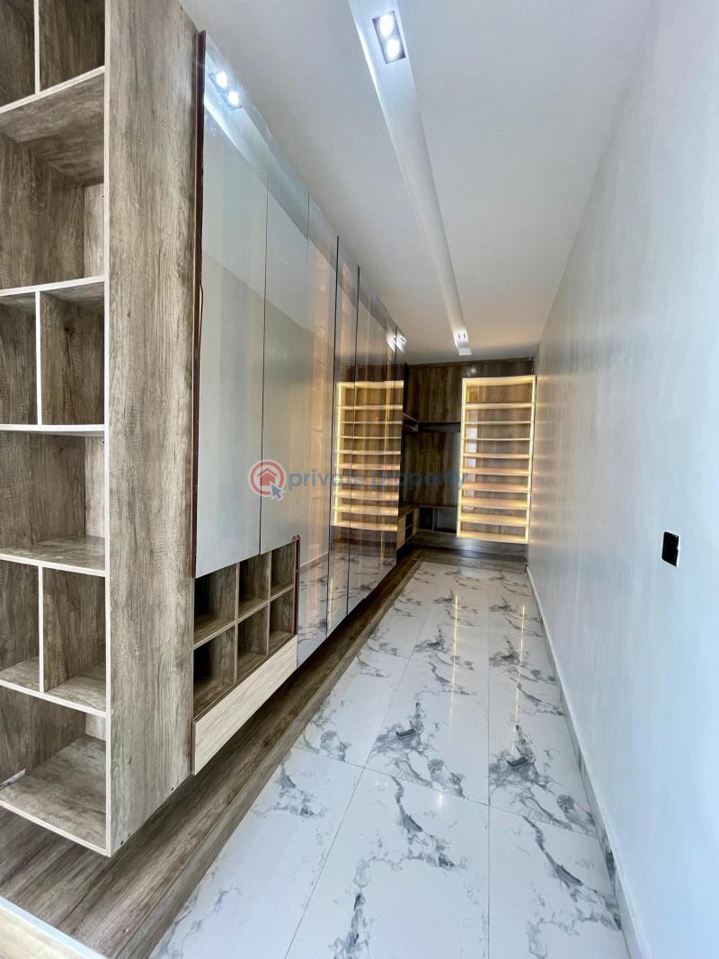 6 bedroom Detached Duplex For Sale Estate Osapa Lekki Lagos - 12