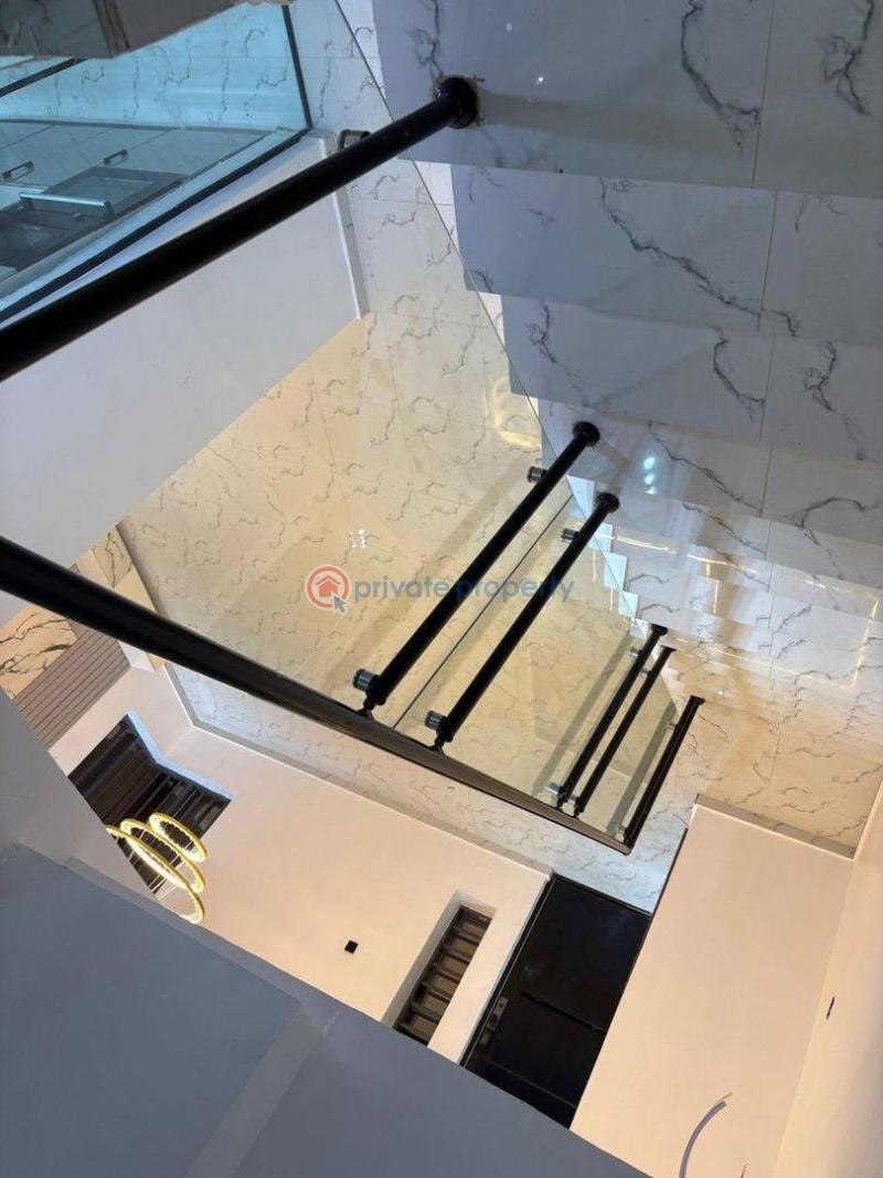 4 bedroom Detached Duplex For Sale Estate, Fagba Side Of Ifako Ogba Ifako-ogba Lagos - 12