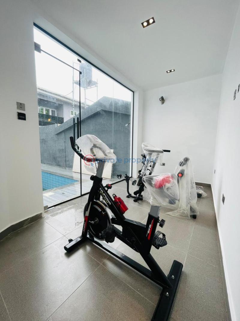 Superb luxury 5bedroom smart home with bq,pool, cinema & gym for sale off admiraltylakki phase1 - 20 5 bedroom Detached Duplex For Sale Lekki Phase 1 Lagos - 20