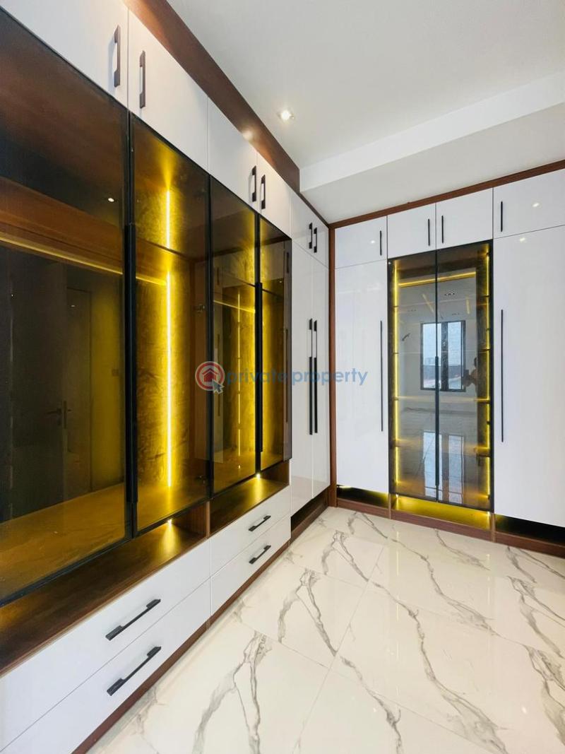 Superb luxury 5bedroom smart home with bq,pool, cinema & gym for sale off admiraltylakki phase1 - 11 5 bedroom Detached Duplex For Sale Lekki Phase 1 Lagos - 11