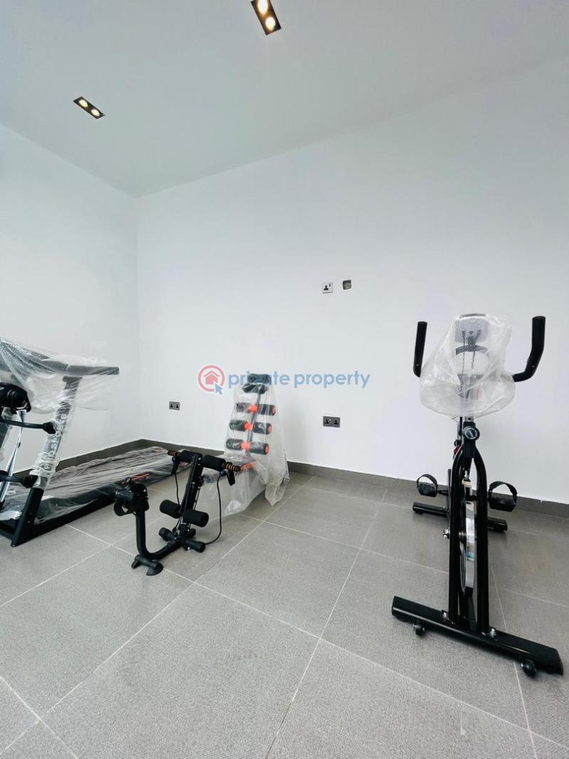 Superb luxury 5bedroom smart home with bq,pool, cinema & gym for sale off admiraltylakki phase1 - 21 5 bedroom Detached Duplex For Sale Lekki Phase 1 Lagos - 21