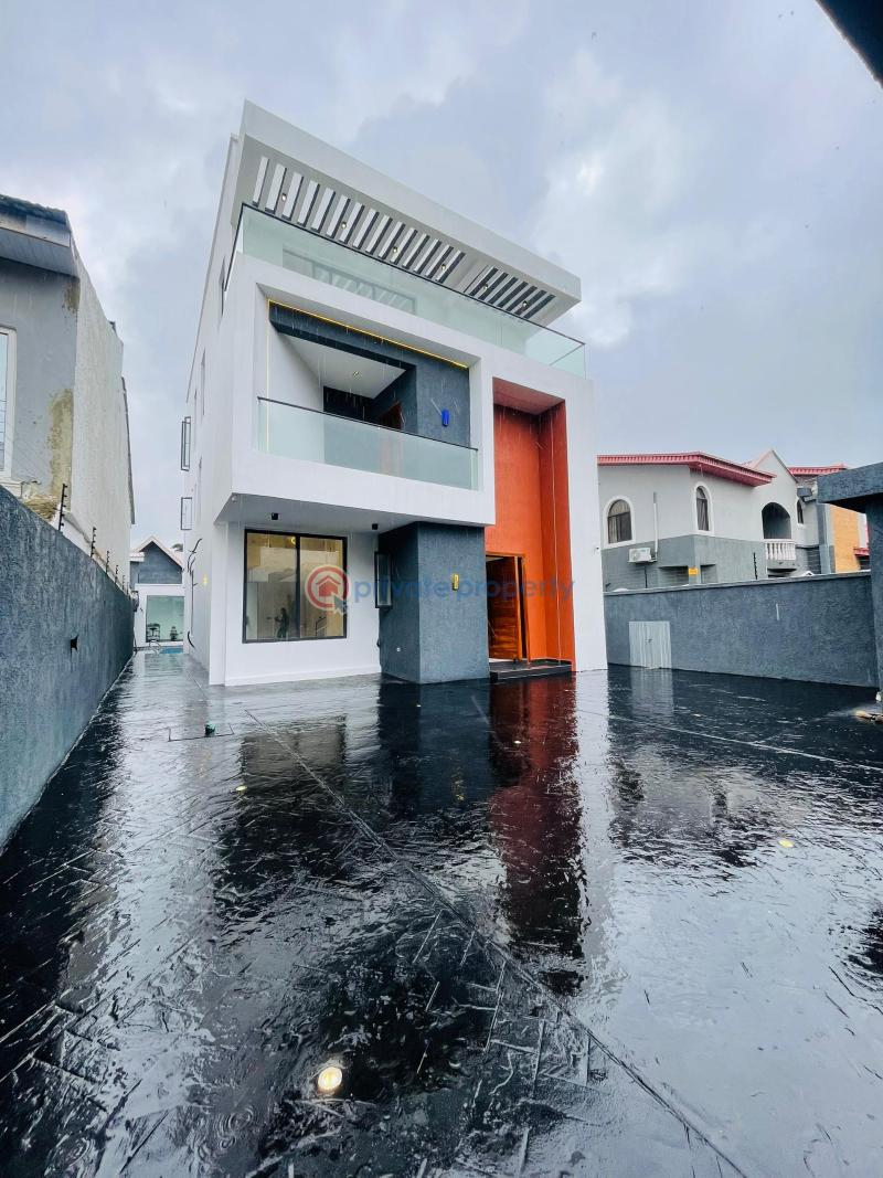 Superb luxury 5bedroom smart home with bq,pool, cinema & gym for sale off admiraltylakki phase1 - 22 5 bedroom Detached Duplex For Sale Lekki Phase 1 Lagos - 22