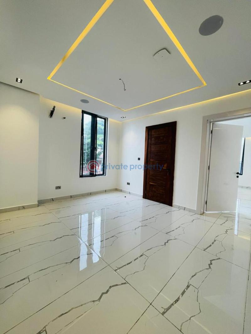 Superb luxury 5bedroom smart home with bq,pool, cinema & gym for sale off admiraltylakki phase1 - 7 5 bedroom Detached Duplex For Sale Lekki Phase 1 Lagos - 7