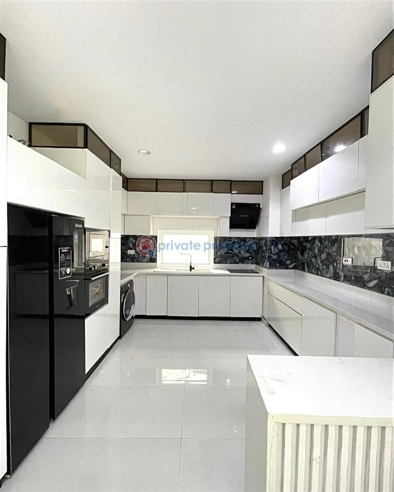 Superlatively finished 4 bedrooms luxury home with swimming pool available for sale - 2 4 bedroom Detached Duplex For Sale Banana Island Ikoyi Lagos - 2