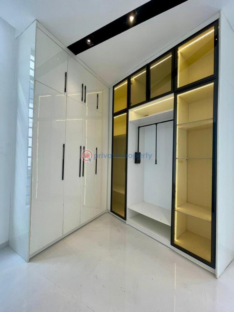 5 bedroom Detached Duplex For Sale Chevron Drive Lekki Lagos - 39