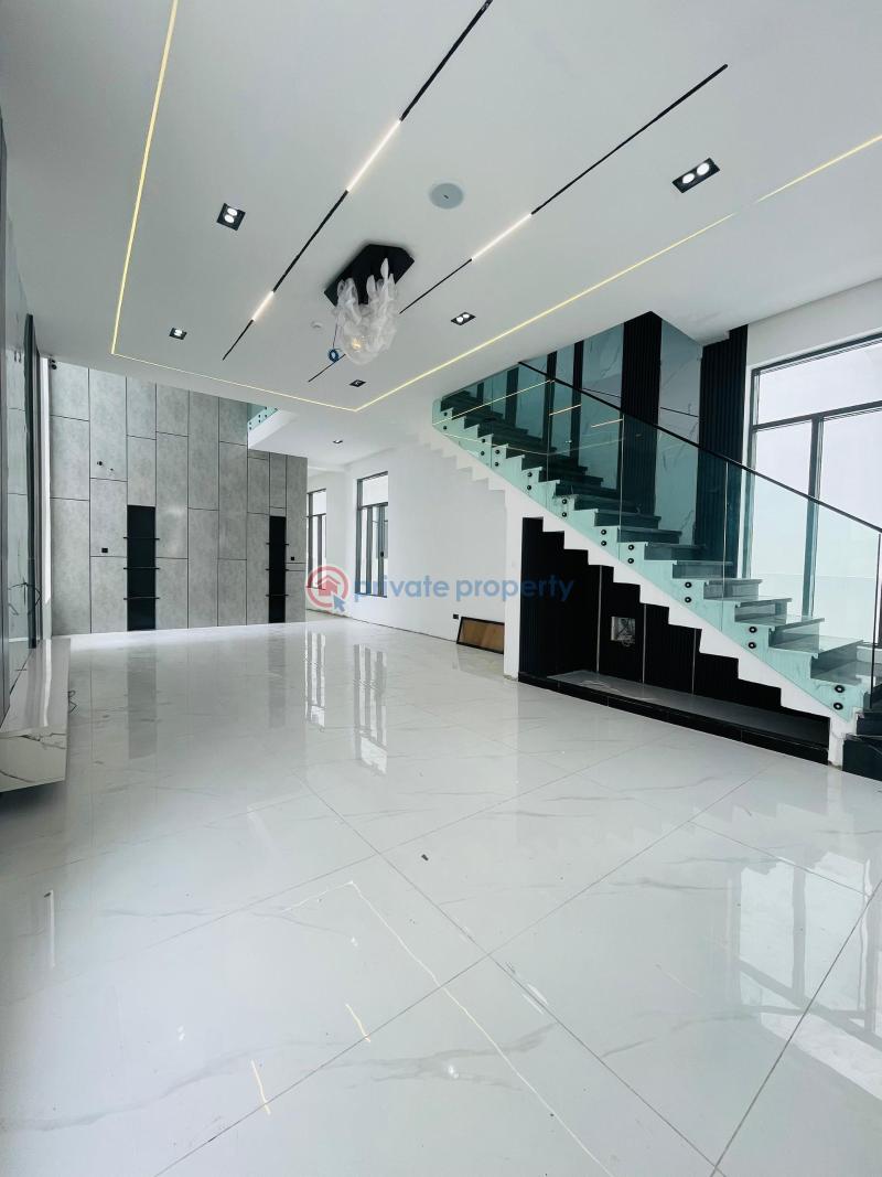 5 bedroom Detached Duplex For Sale Chevron Drive Lekki Lagos - 2