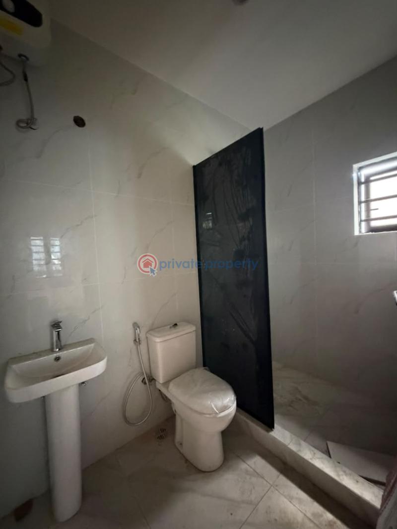 3 bedroom Flat & Apartment For Sale Lekki Scheme 2 Ajah Lagos - 1